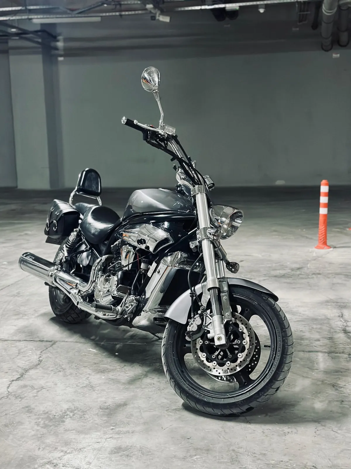 Krom chopper motosiklet